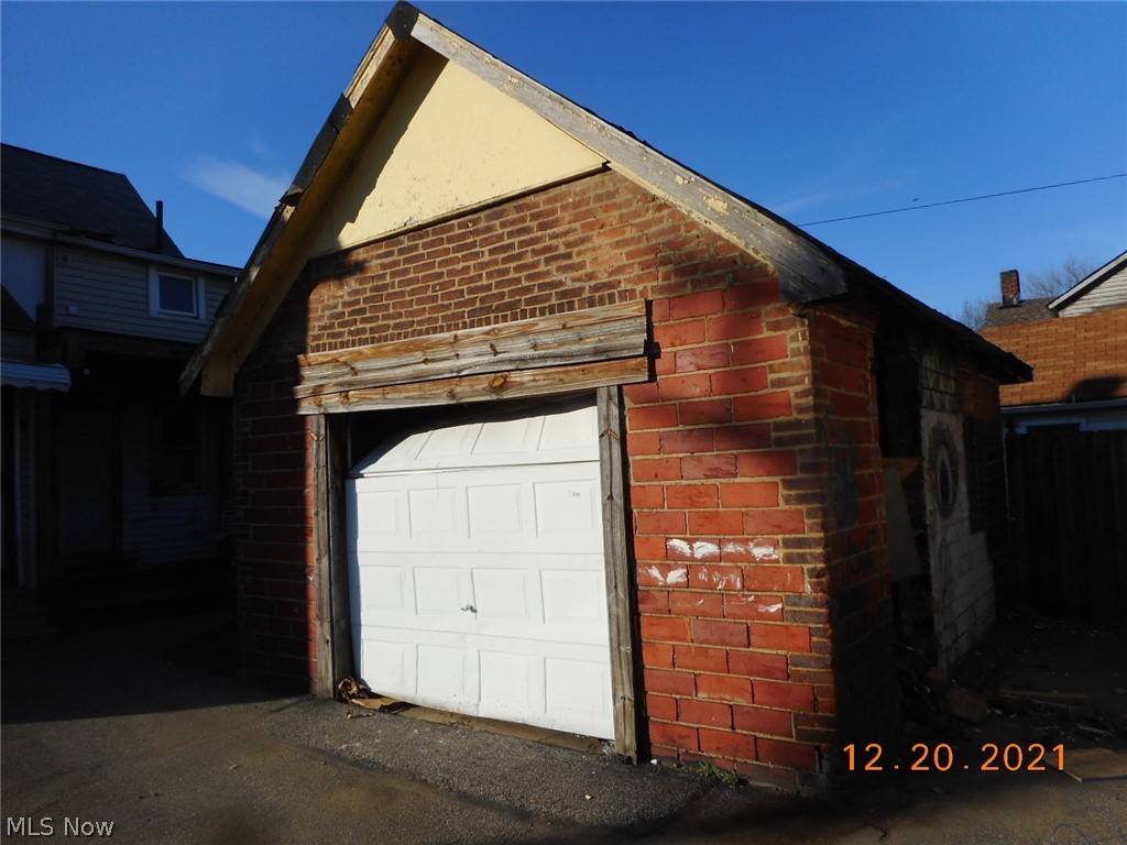 Cleveland, OH 44109,3190 W 41st ST