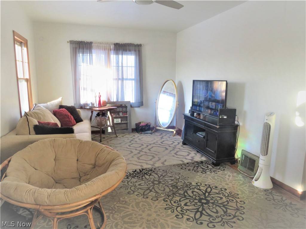 Weirton, WV 26062,164 CLEVELAND ROAD