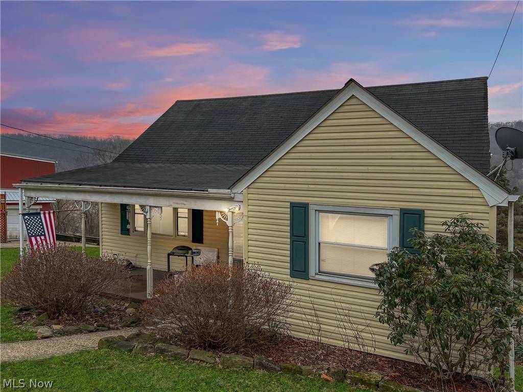 177 Beverly Ave, Weirton, WV 26062