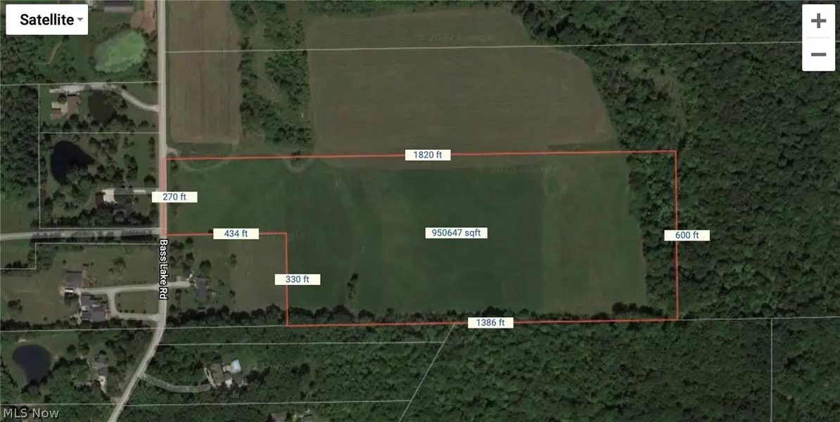 13455 Bass Lake RD, Chardon, OH 44024