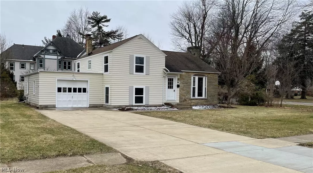 49 W Chestnut, Norwalk, OH 44857