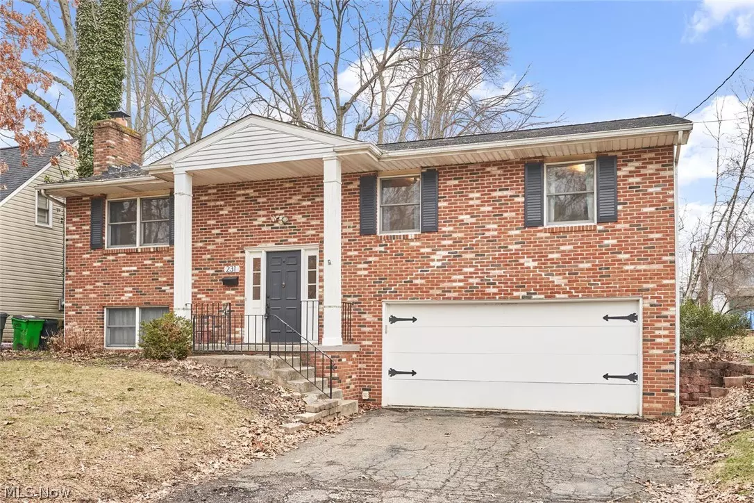 North Canton, OH 44720,231 Cordelia ST SW