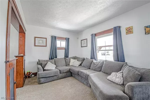 Parma, OH 44129,5706 Merkle AVE