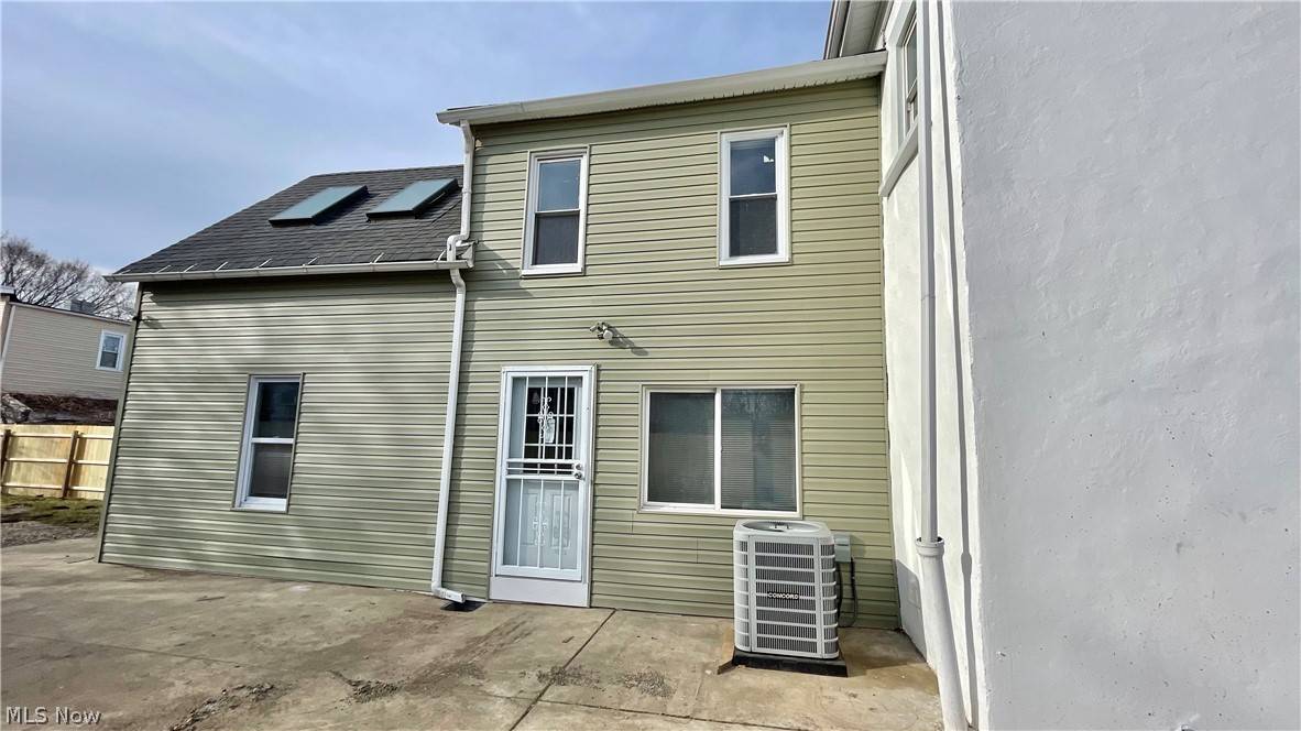 Cleveland, OH 44102,2038 W 50th ST