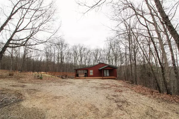 Amesville, OH 45711,14630 Robinson Rd