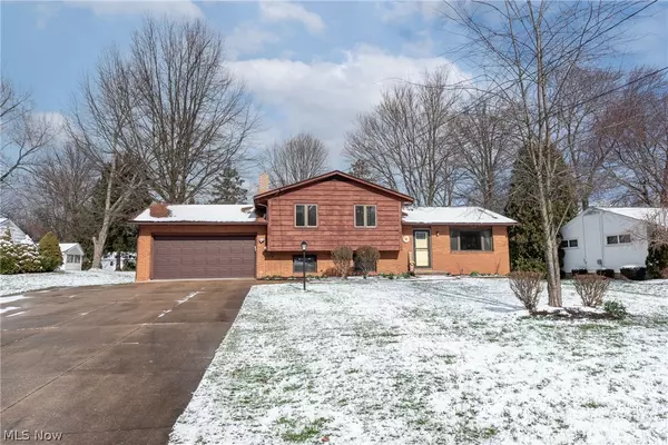 581 Clark DR, Tallmadge, OH 44278