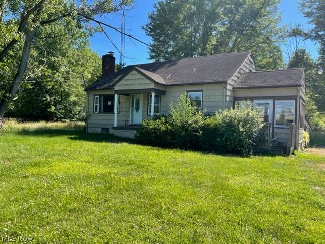 1180 Salt Springs RD, Mineral Ridge, OH 44440