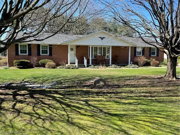 3429 Lindbergh AVE NW, Canton, OH 44718