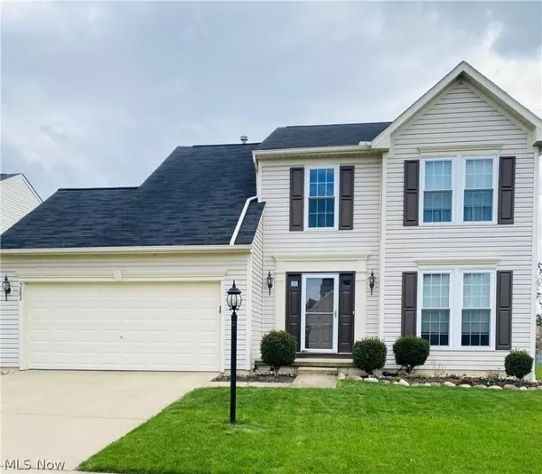 5282 Stonehurst DR, Brunswick Hills, OH 44212