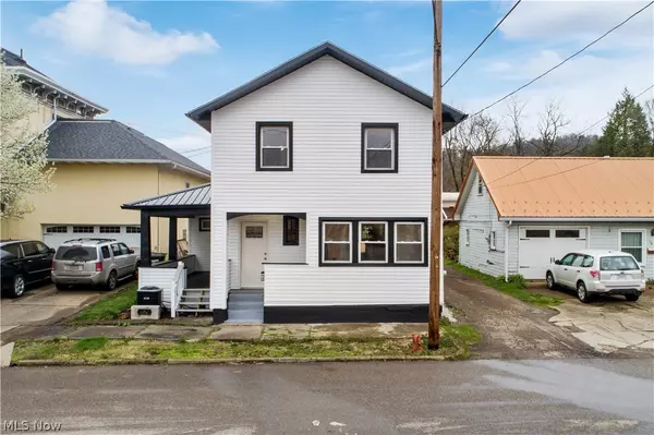 64 Perkins ST, Millersburg, OH 44654