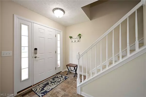 North Ridgeville, OH 44039,4995 Hiddenview CT