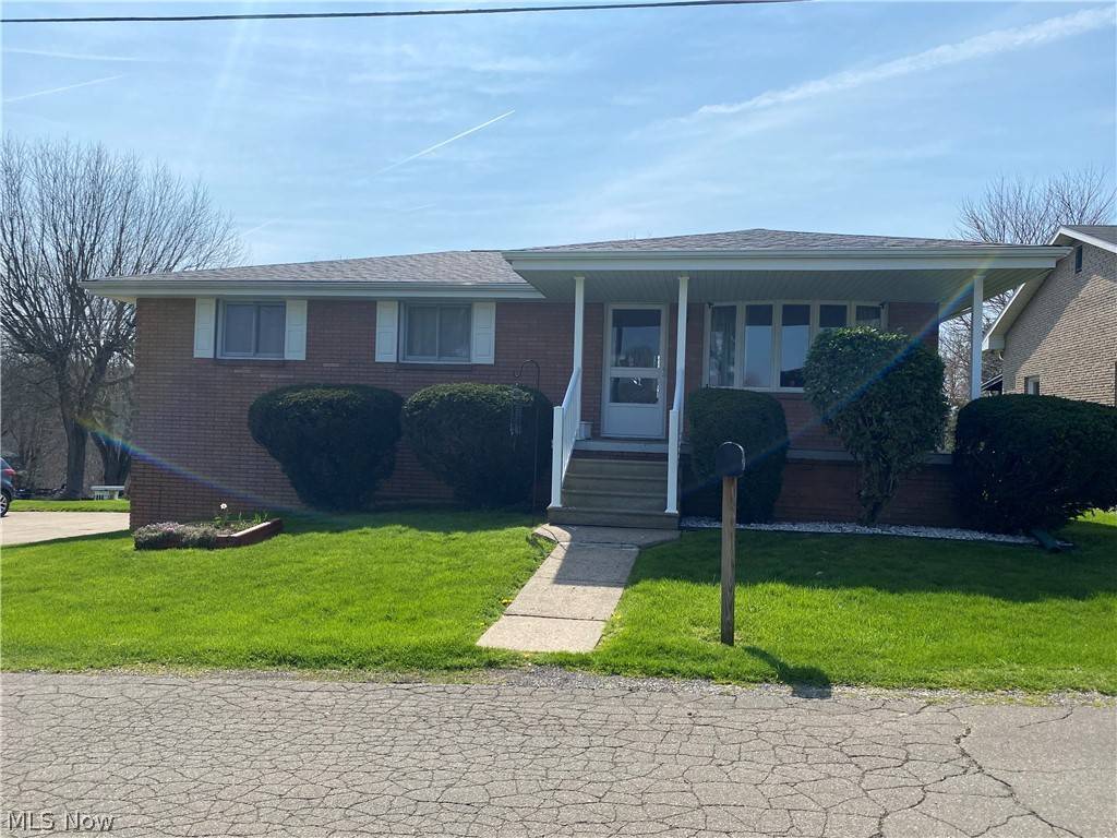 188 Court Street, Follansbee, WV 26037