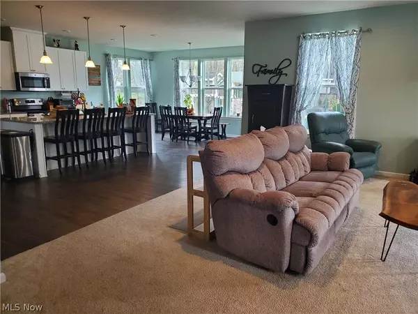 Uniontown, OH 44685,3082 Stonehurst RD