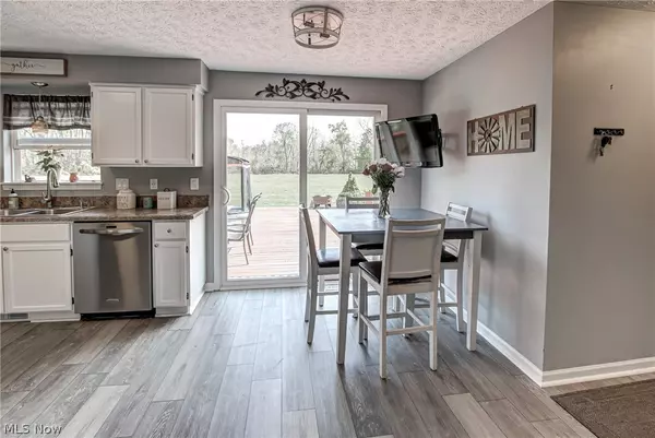 Valley City, OH 44280,2155 Abbeyville RD