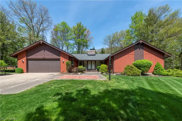 Sagamore Hills, OH 44067,815 Cedar Grove CIR