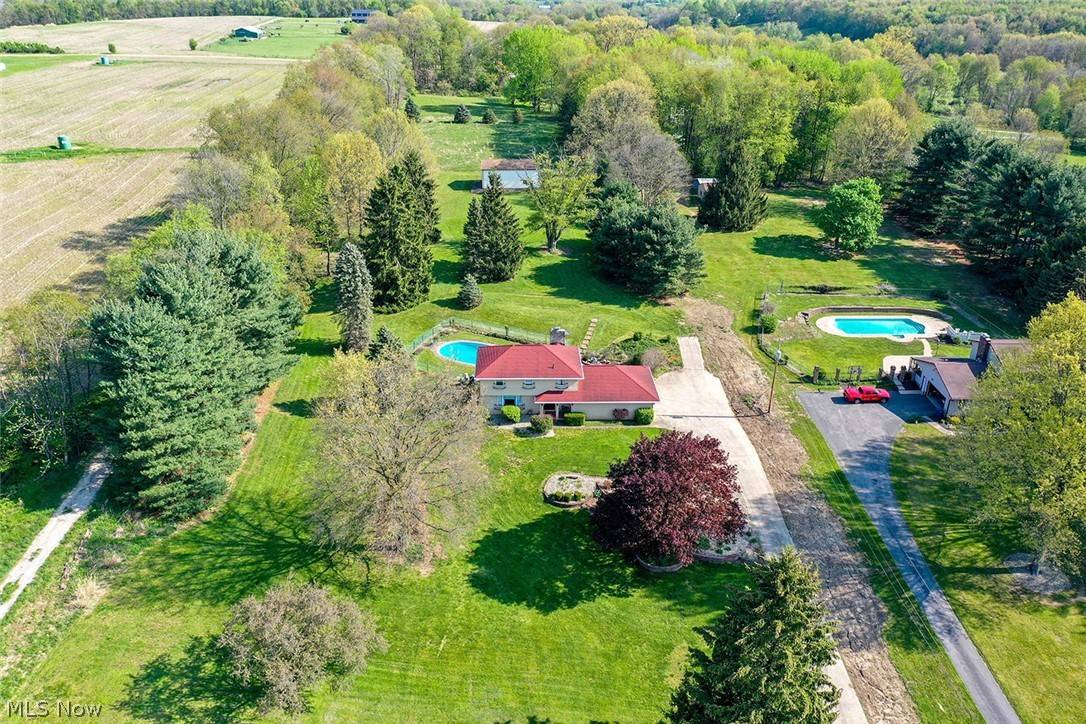New Franklin, OH 44216,2135 W Nimisila RD