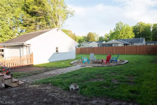 Boardman, OH 44512,327 Stadium DR