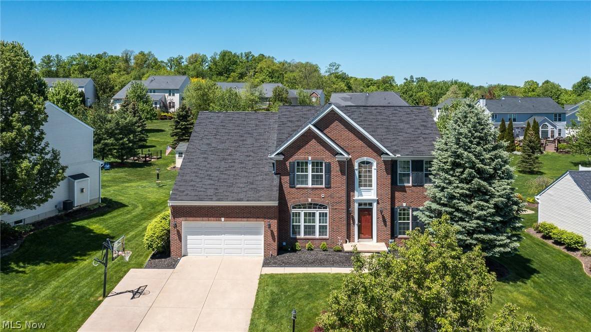 5986 Triple Crown DR, Medina, OH 44256