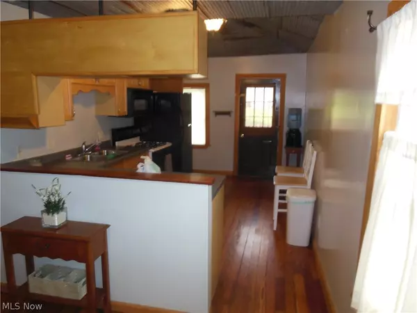 Oberlin, OH 44074,107 Camden CT