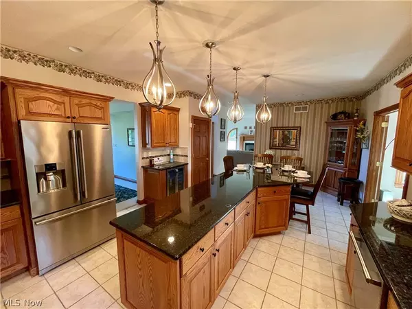Carrollton, OH 44615,874 Courtview DR SW