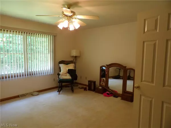 Poland, OH 44514,6695 Clingan RD #15