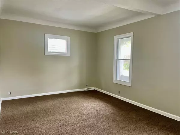 Cleveland, OH 44102,1920 W 75th ST