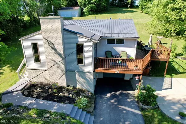198 Crawford AVE, Wintersville, OH 43953