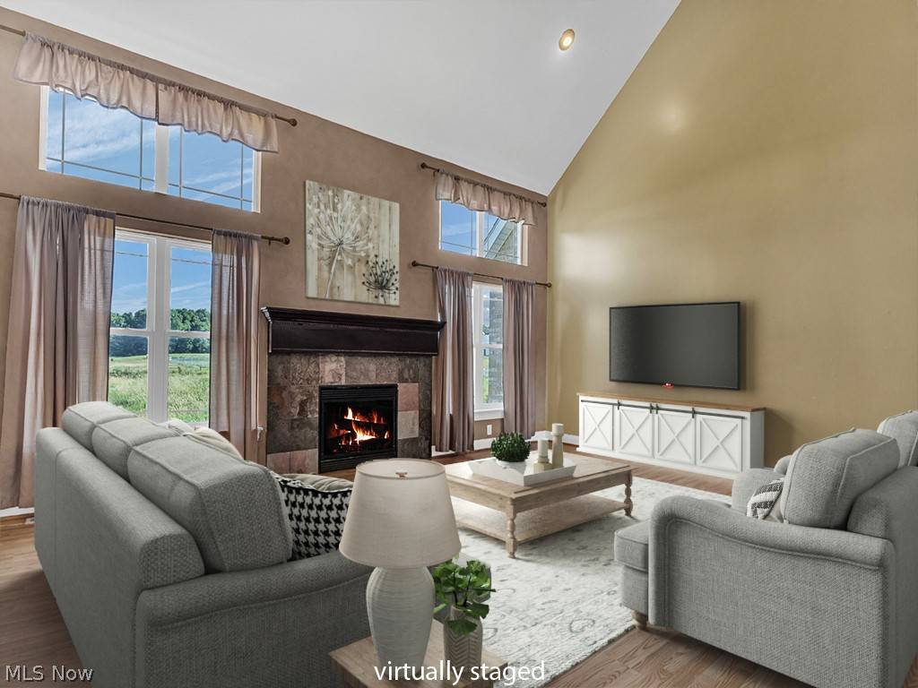 Chagrin Falls, OH 44023,10455 Franks RD