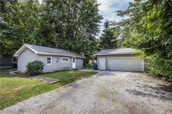 1424 4th ST,  Lakemore,  OH 44250
