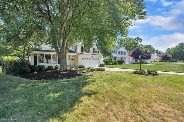 North Olmsted, OH 44070,23228 Stoneybrook DR