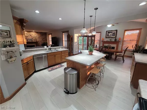 Valley City, OH 44280,1596 Greenbriar RUN