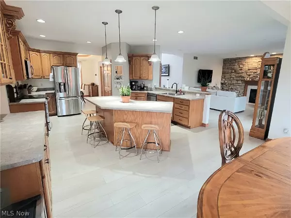 Valley City, OH 44280,1596 Greenbriar RUN