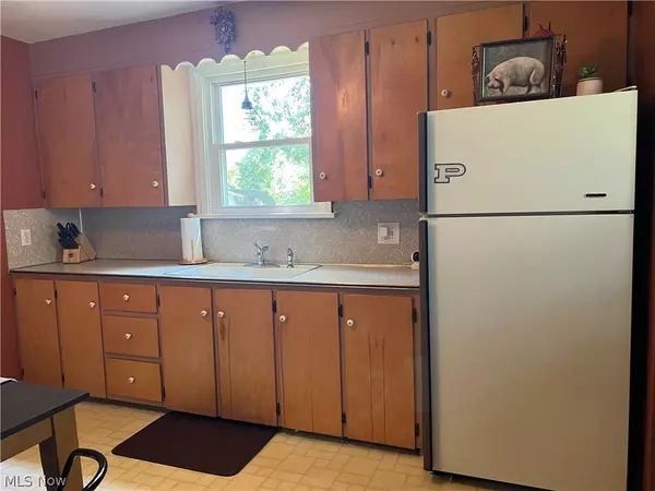 Poland, OH 44514,71 Edgewater DR