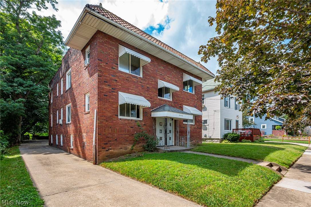 Akron, OH 44314,2096 12th ST SW