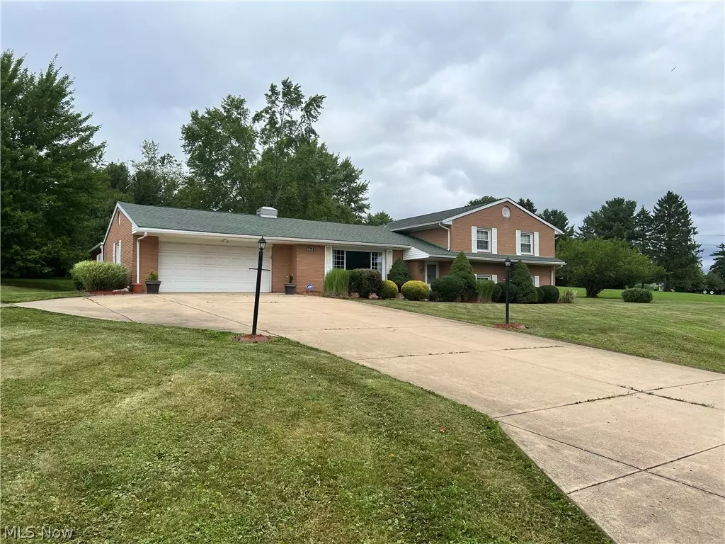 East Liverpool, OH 43920,48673 Lakeview CIR