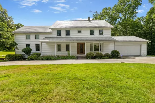 9251 Cumberland RD SW, Bowerston, OH 44695