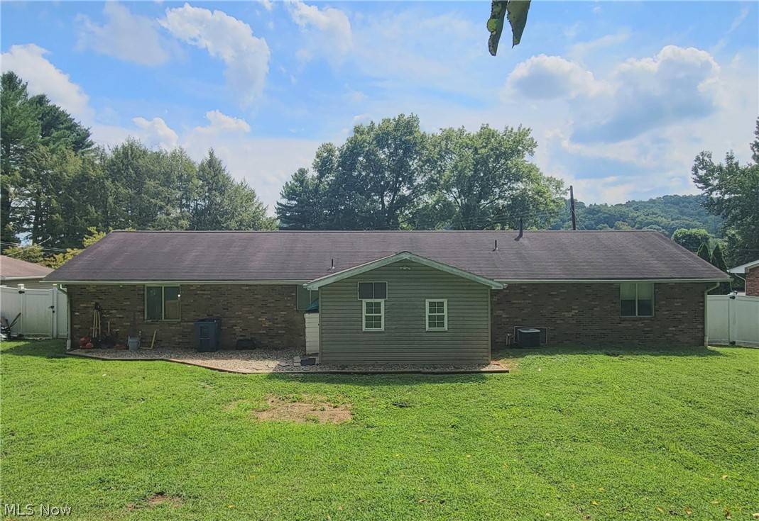 Marietta, OH 45750,103 Robson RD