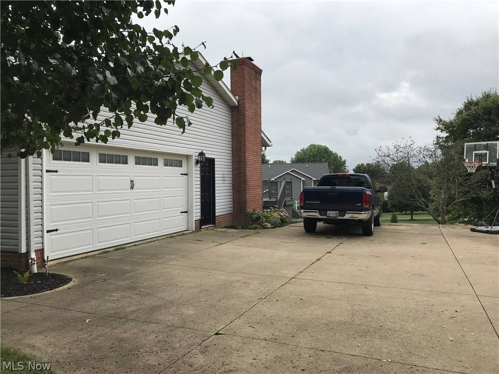 Dalton, OH 44618,121 Hillside DR