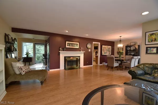 Beachwood, OH 44122,24617 Hazelmere RD