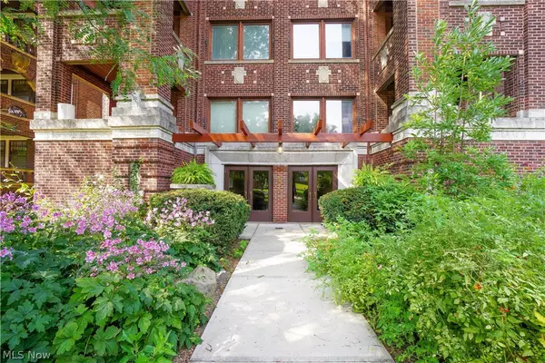 2673 Euclid Heights BLVD #5, Cleveland Heights, OH 44106