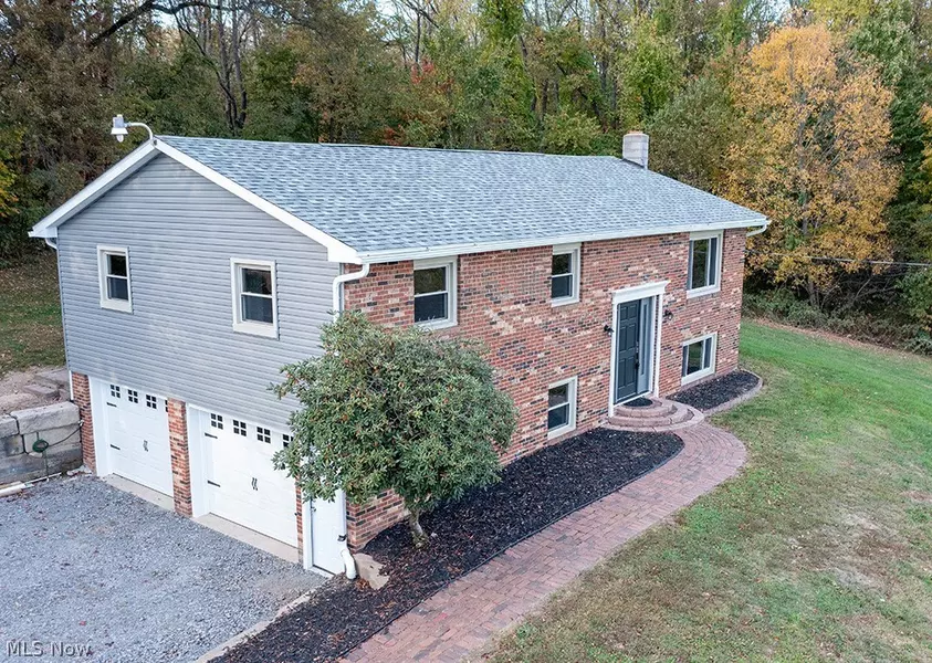 11330 Roller Coaster RD, Lisbon, OH 44432