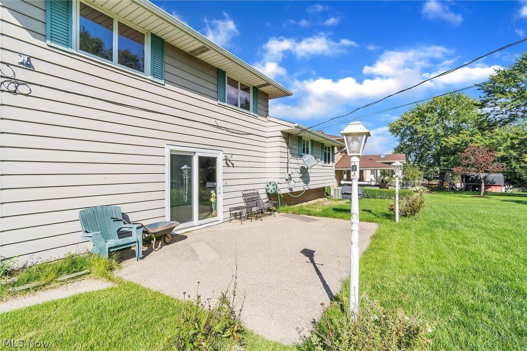 Parma, OH 44134,2725 Coventry DR