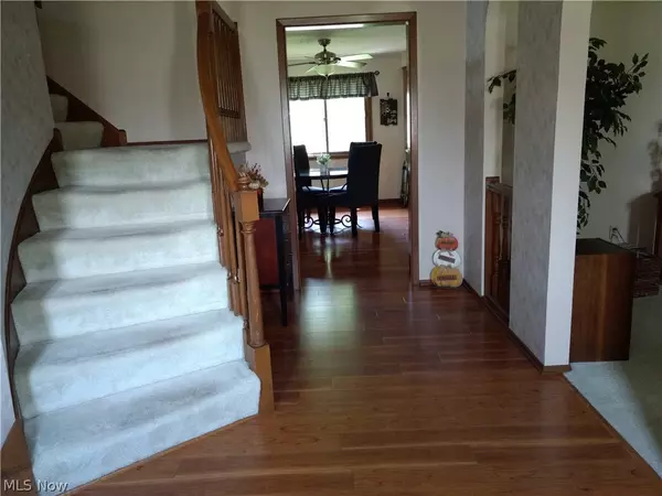 Parma, OH 44129,7010 Eventide DR