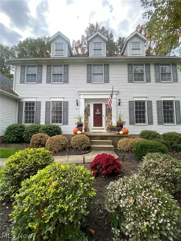 Stow, OH 44224,2524 Mallory LN
