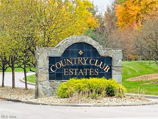 Warren, OH 44484,257 Country Club DR SE