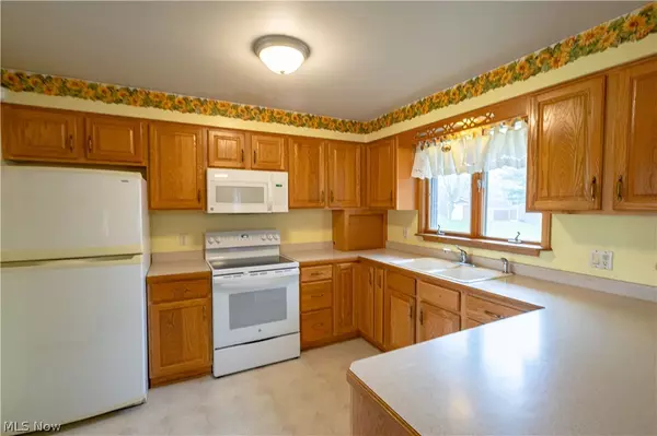 East Canton, OH 44730,6205 15th ST NE