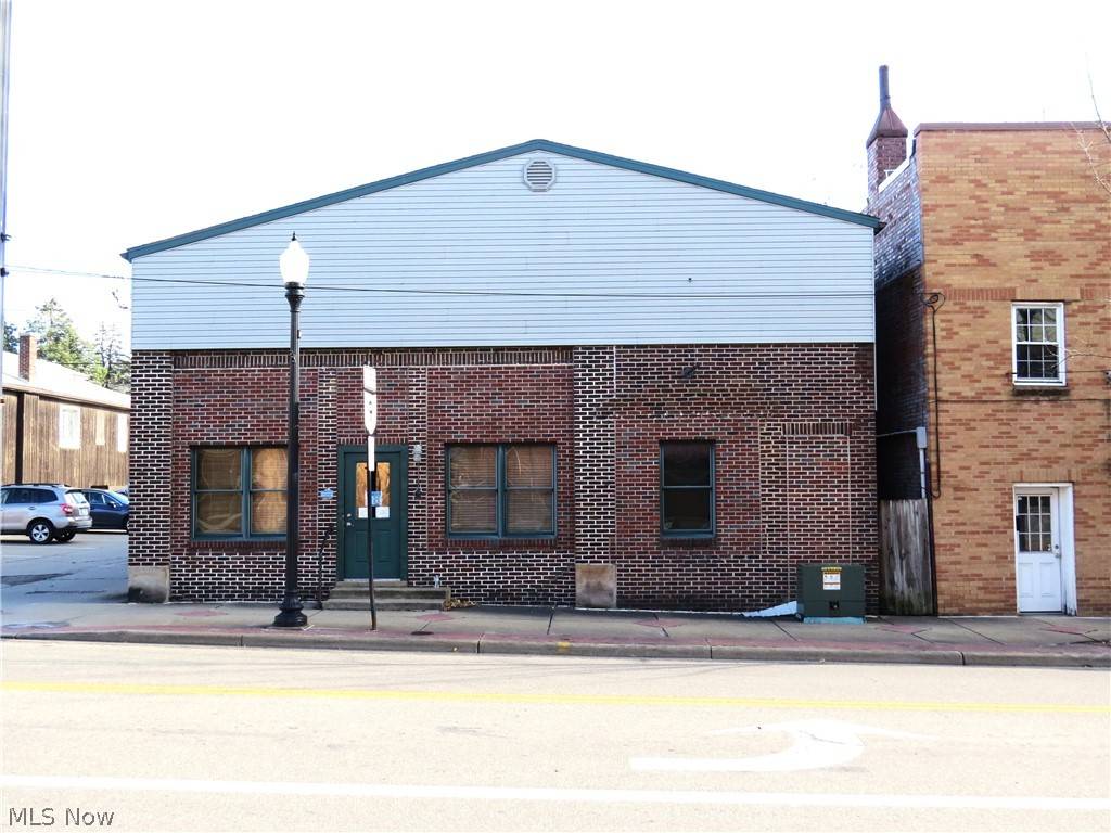 70 N Lisbon ST, Carrollton, OH 44615