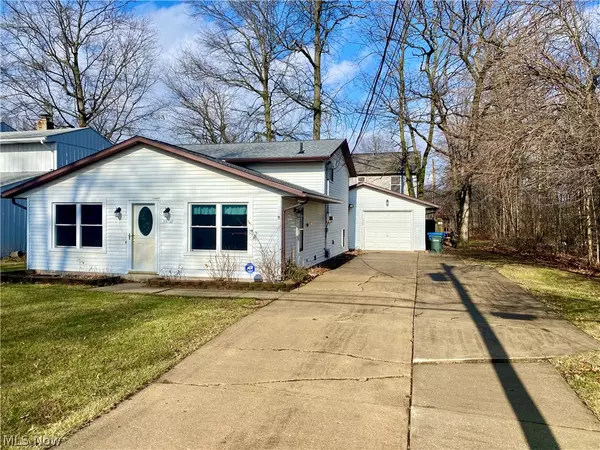 North Ridgeville, OH 44039,35738 Drake ST