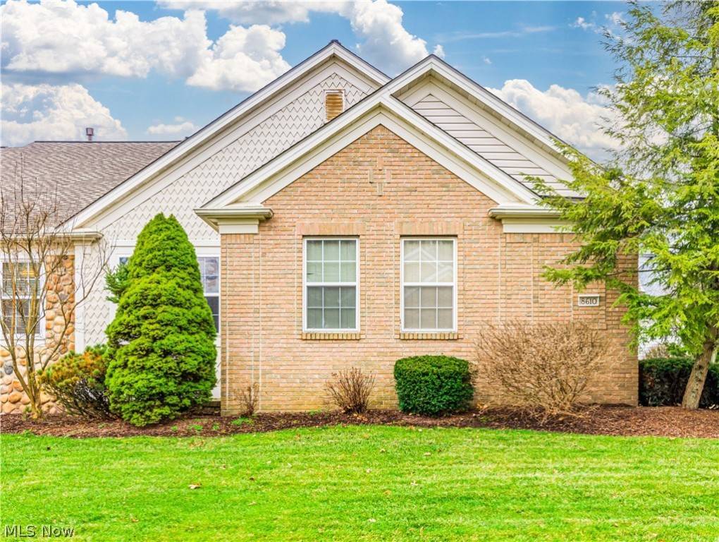 Northfield, OH 44067,8610 Pine Creek LN