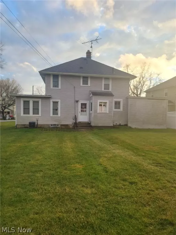 Ravenna, OH 44266,733 E Spruce ST